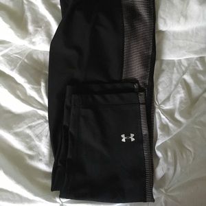 UnderArmor Workout Capri leggings